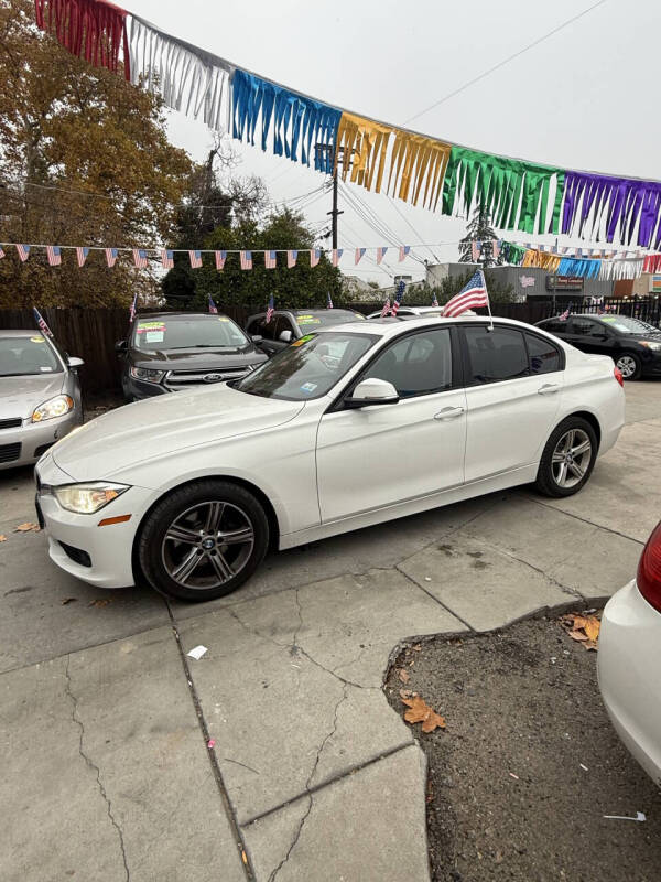 2014 BMW 3 Series 320i