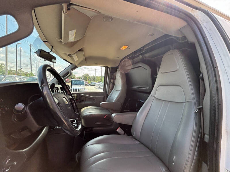 2020 Chevrolet Express 2500