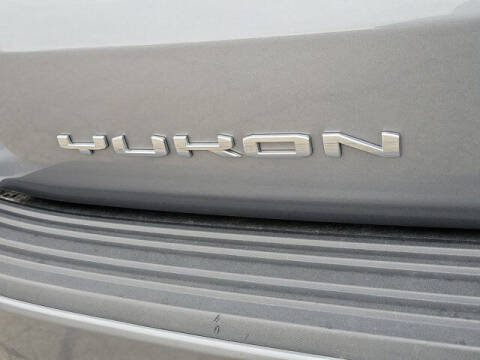 2022 GMC Yukon XL SLT