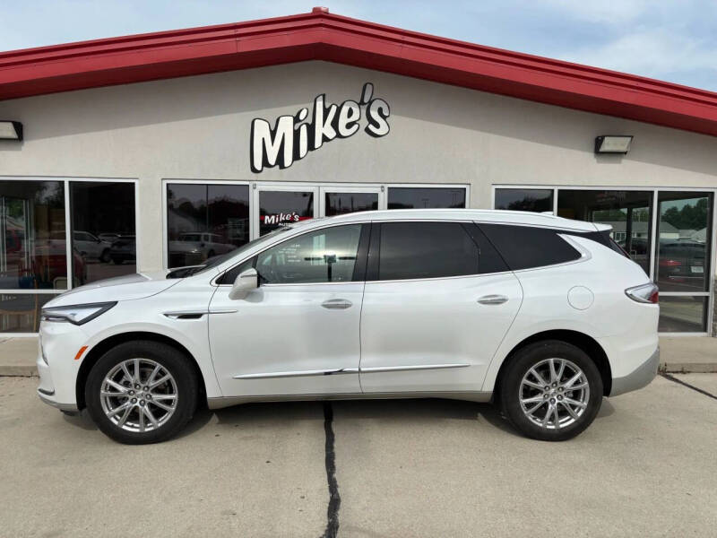 2024 Buick Enclave Essence