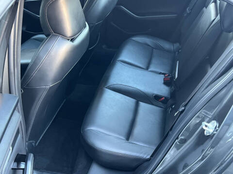 2024 Mazda Mazda3 Sedan 2.5 S Select Sport