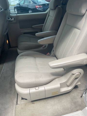 2004 Mercury Monterey Convenience