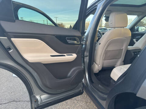 2019 Jaguar F-PACE 25t Prestige