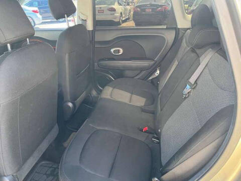 2018 Kia Soul +