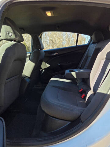 2017 Chevrolet Cruze LT Auto