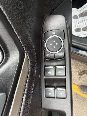 2021 Ford Escape Hybrid SE