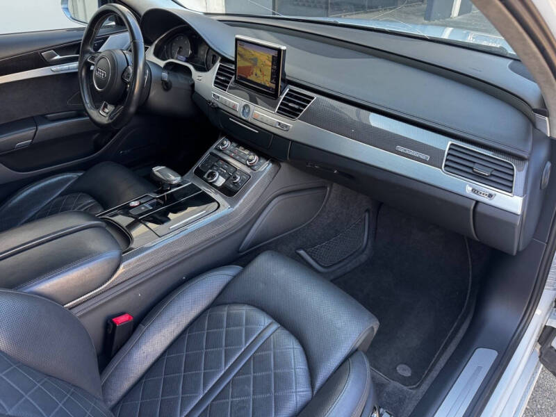 2014 Audi S8 4.0T quattro