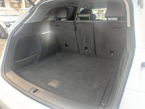 2020 Audi Q5 quattro Premium 45 TFSI