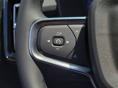 2026 Volvo XC40 B4 Core