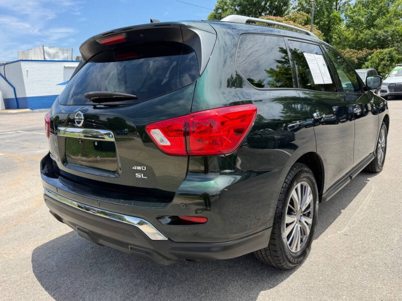 2019 Nissan Pathfinder SL