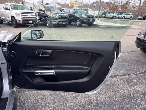 2015 Ford Mustang V6