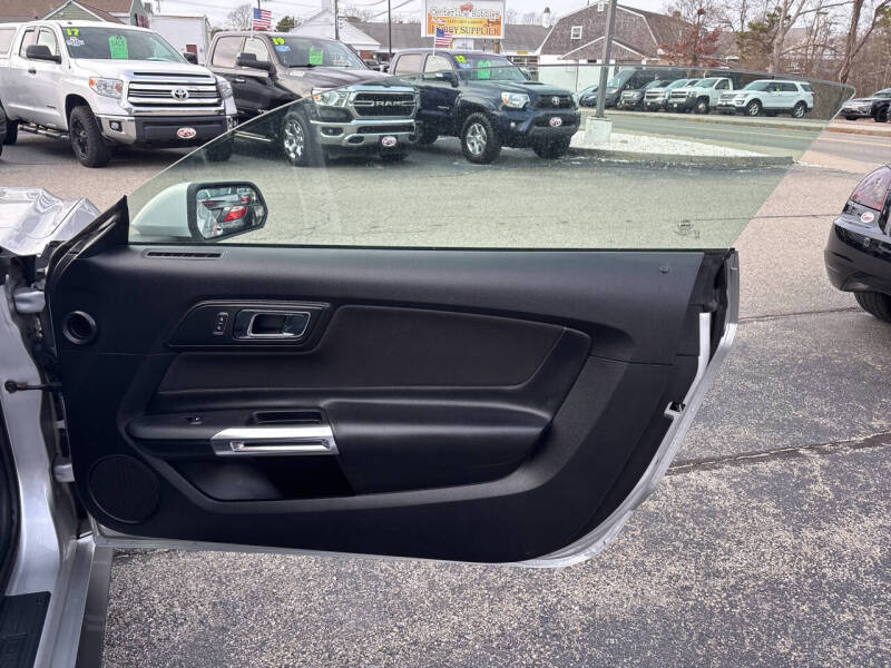 2015 Ford Mustang V6