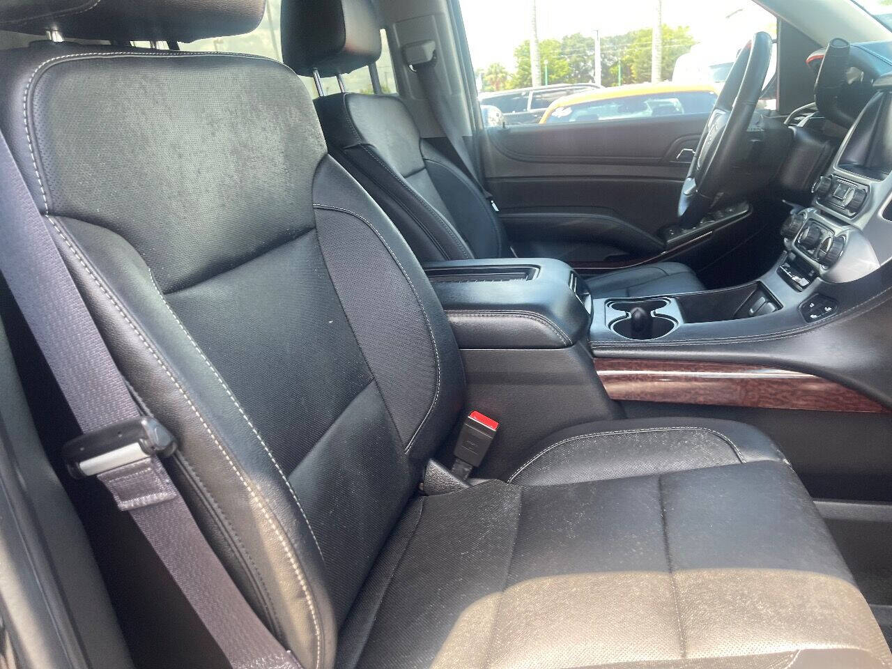 2016 GMC Yukon XL SUV / Crossover - $24,900