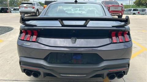 2025 Ford Mustang Dark Horse