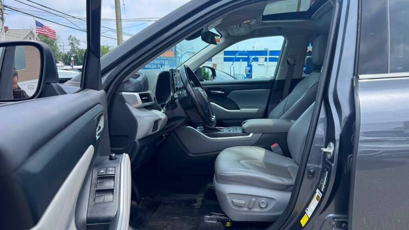 2020 Toyota Highlander XLE