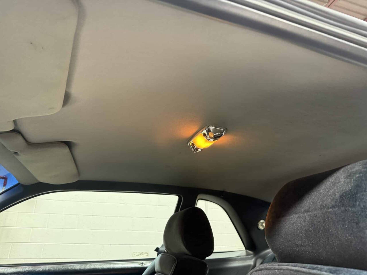 1988 Ford Thunderbird 23