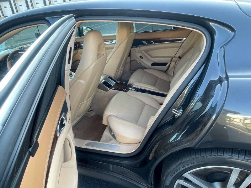 2012 Porsche Panamera Turbo