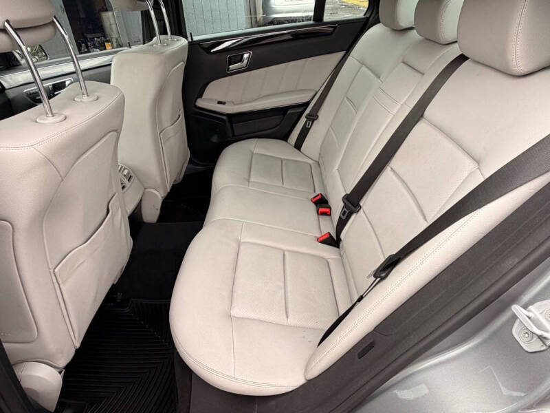 2010 Mercedes-Benz E-Class