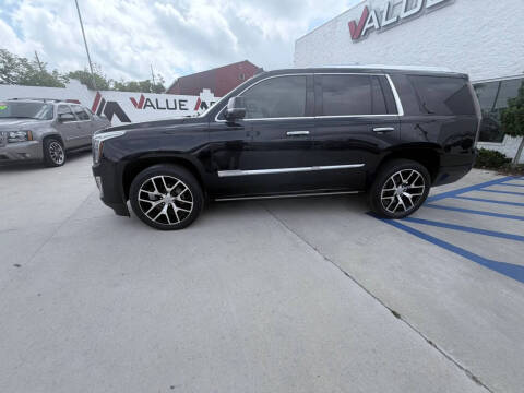 2017 Cadillac Escalade Platinum