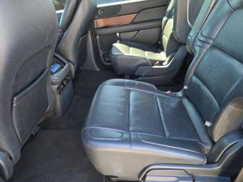 2023 Lincoln Navigator Standard