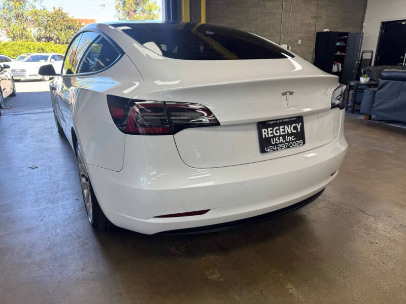 2021 Tesla Model 3 Standard Range Plus