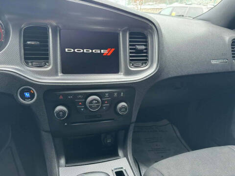 2013 Dodge Charger SXT