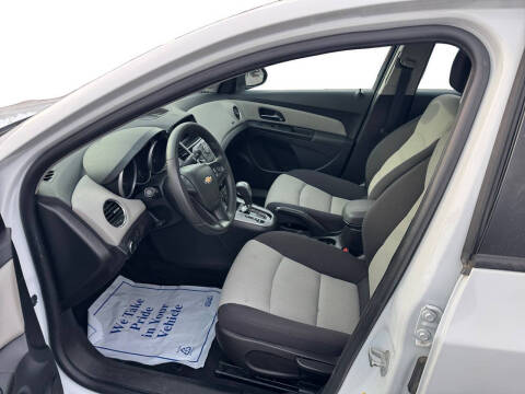 2014 Chevrolet Cruze LS Auto