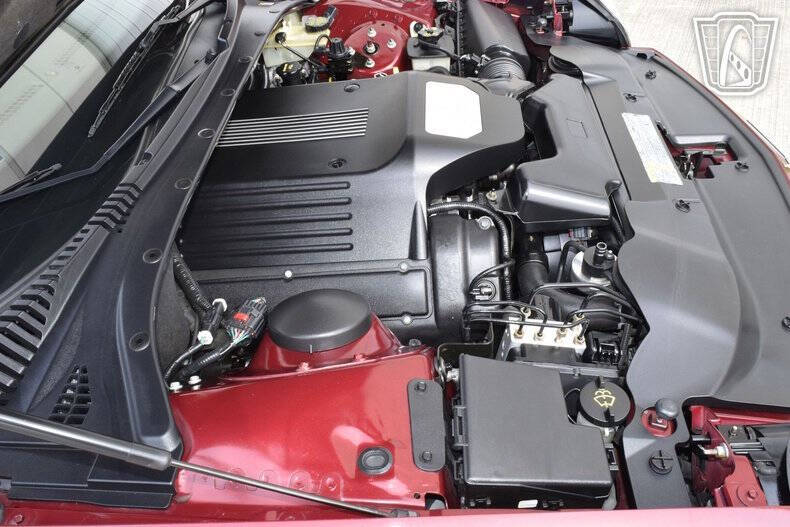 2004 Ford Thunderbird Deluxe