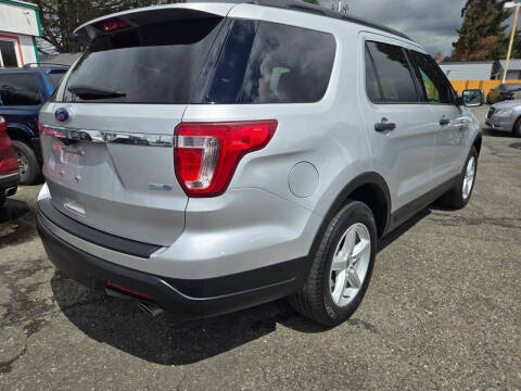 2018 Ford Explorer