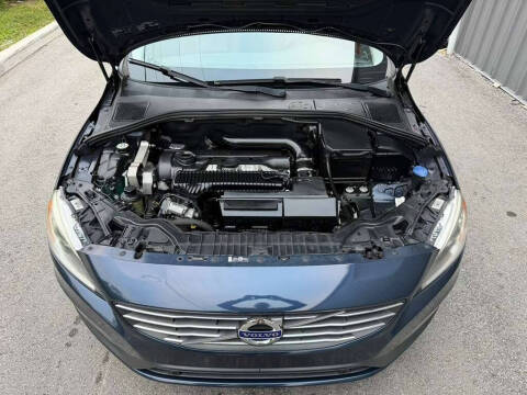 2014 Volvo S60 T5 Platinum