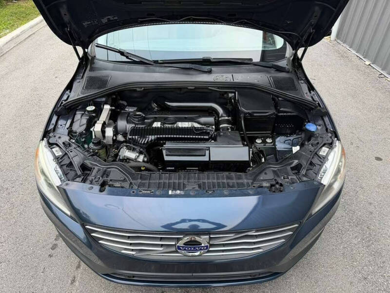 2014 Volvo S60 T5 Platinum