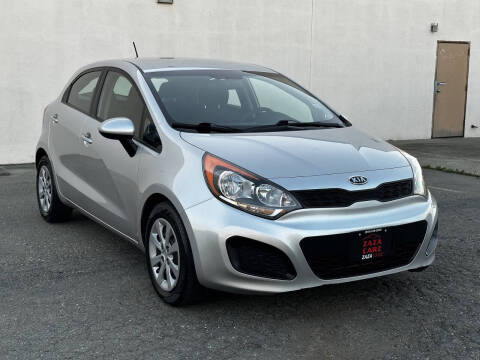 2012 Kia Rio 5-Door LX
