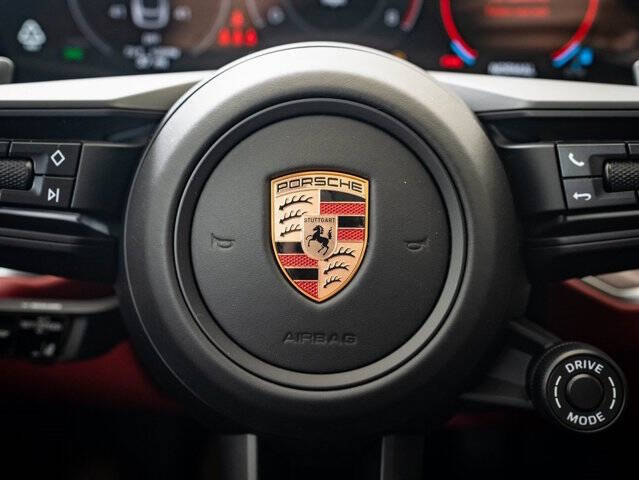 2025 Porsche Cayenne Coupe