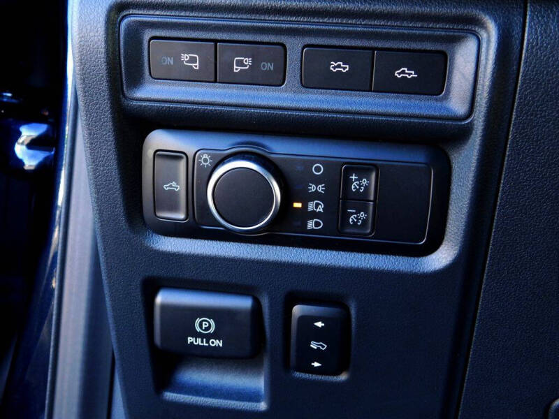 2022 Ford F-150 Lightning Lariat