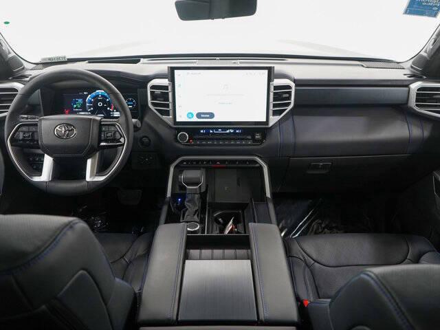 2025 Toyota Sequoia Platinum