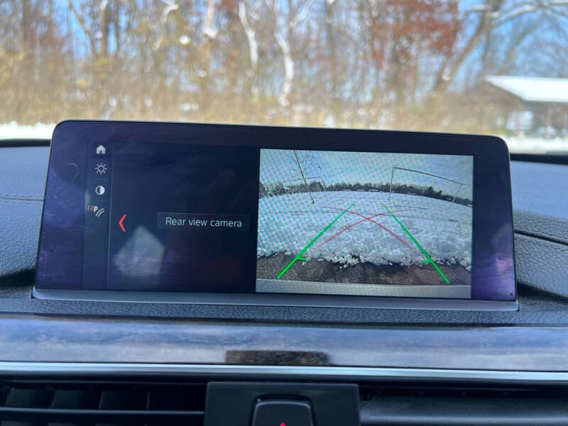 2018 BMW 3 Series 330i xDrive