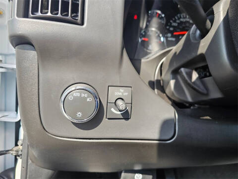 2025 Chevrolet Express 2500