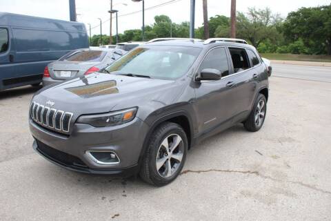 2019 Jeep Cherokee for sale at IMD Motors Inc in Garland TX