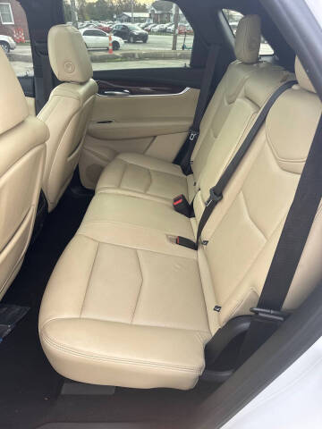 2018 Cadillac XT5 Luxury