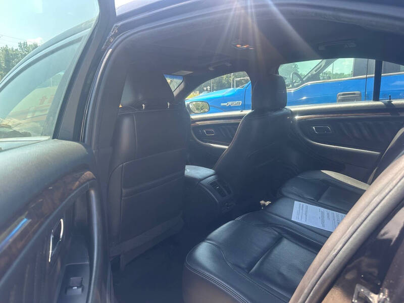 2019 Ford Taurus Limited