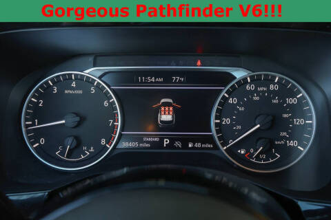 2022 Nissan Pathfinder SV