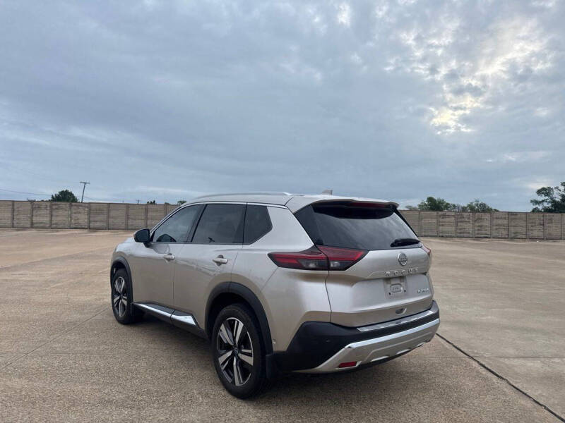 2022 Nissan Rogue Platinum
