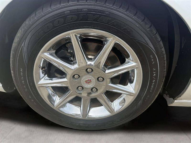 2011 Cadillac DTS Luxury Collection