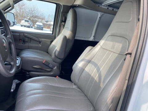 2024 GMC Savana 2500