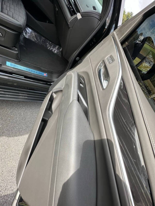 2023 Cadillac Escalade-V