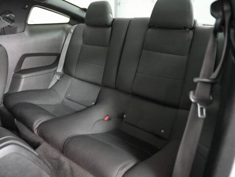 2012 Ford Mustang V6