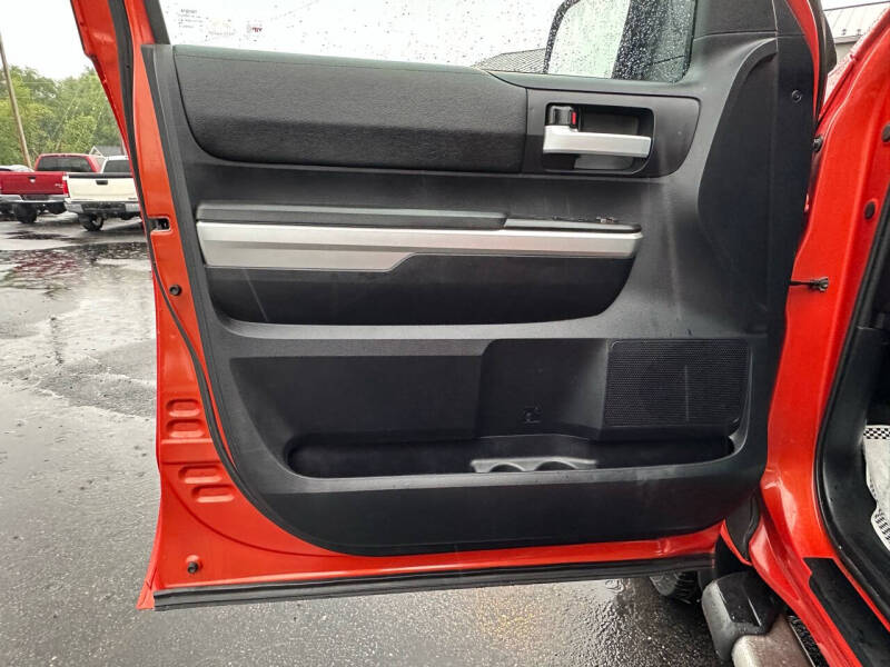 2016 Toyota Tundra SR5