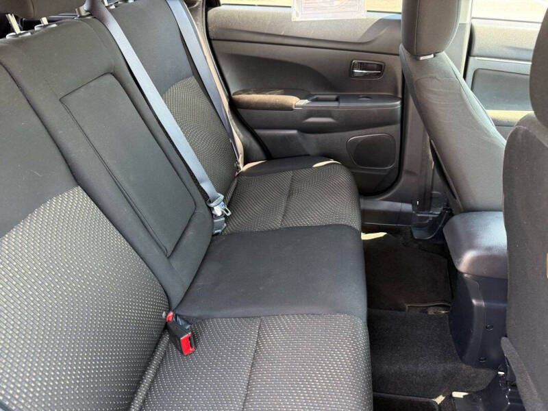 2016 Mitsubishi Outlander Sport ES