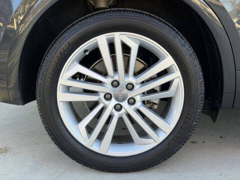 2019 Audi Q5 quattro Premium Plus 45 TFSI