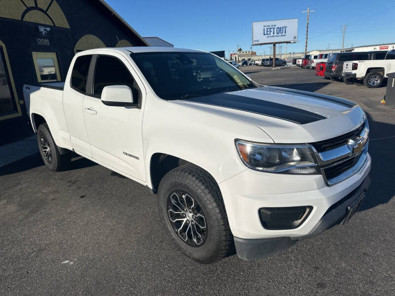 2020 Chevrolet Colorado for sale at BELOW BOOK AUTO SALES in Idaho Falls ID